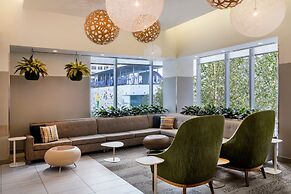 Element Austin Downtown