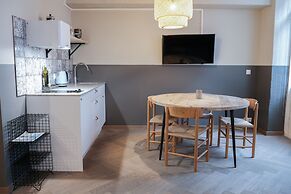 The Swan House by Heimaleiga