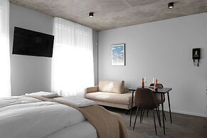 The Swan House by Heimaleiga