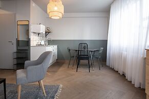 The Swan House by Heimaleiga