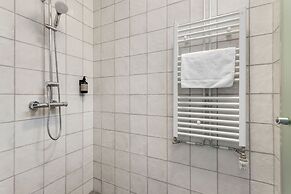 The Swan House by Heimaleiga