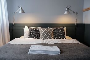 The Swan House by Heimaleiga