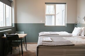 The Swan House by Heimaleiga