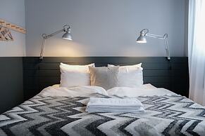 The Swan House by Heimaleiga