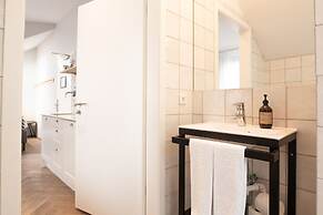 The Swan House by Heimaleiga