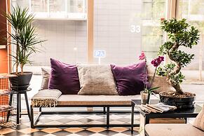 The Swan House by Heimaleiga