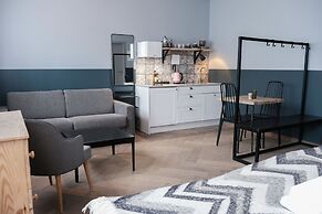 The Swan House by Heimaleiga