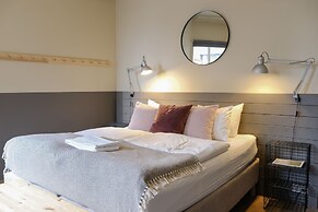 The Swan House by Heimaleiga