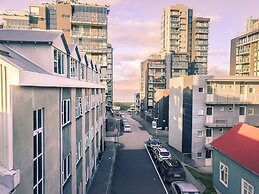 The Swan House by Heimaleiga