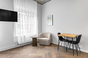 The Swan House by Heimaleiga