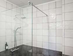 The Swan House by Heimaleiga