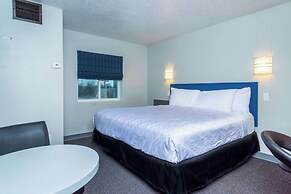 Studio Z, Ascend Hotel Collection