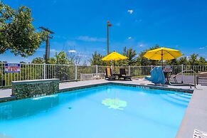 Studio Z, an Ascend Collection Hotel