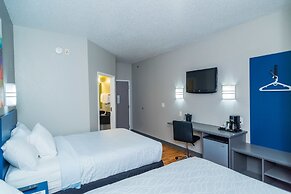 Studio Z, Ascend Hotel Collection
