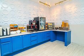 Studio Z, Ascend Hotel Collection