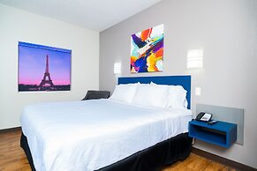 Studio Z, Ascend Hotel Collection