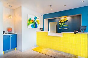 Studio Z, Ascend Hotel Collection