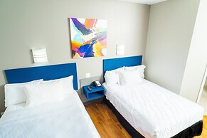 Studio Z, Ascend Hotel Collection