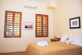 The Crimson Orchid Inn at Orchid Bay