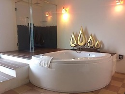 Vana Wellness Resort