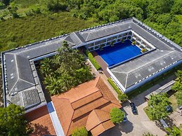 Vana Wellness Resort