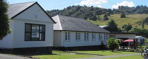 Wooden Heart Cafe and Benneydale Lodge