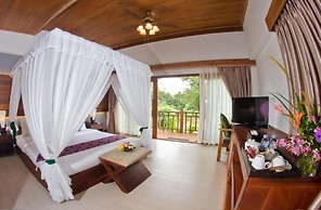 Mayura Hill Resort