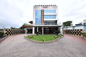 Click Hotel Sagar Plaza Chakan, Pune