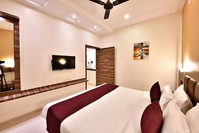 Click Hotel Sagar Plaza Chakan, Pune