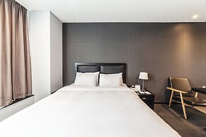 Gangneung Tourist Hotel