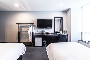 Gangneung Tourist Hotel