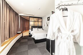 Gangneung Tourist Hotel