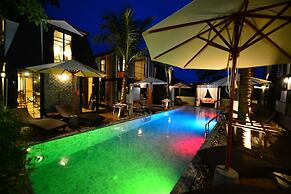 Bukit Pool Villas