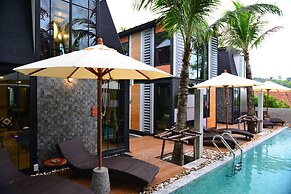 Bukit Pool Villas