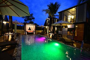 Bukit Pool Villas