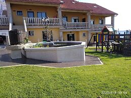 Apartamentos Aqualecer