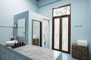 Angelo Family Suites