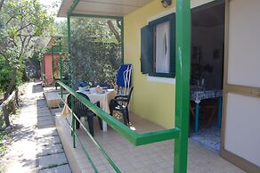 Marina Del Cantone Chalet