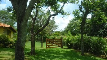 Casa Cerejeira Na Represa Do Broa