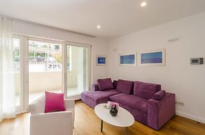 Antonio Luxury Beach Suites