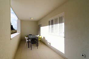 Antonio Luxury Beach Suites