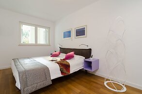 Antonio Luxury Beach Suites