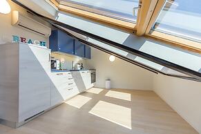 Antonio Luxury Beach Suites