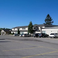 Forest Golf Club and Inn