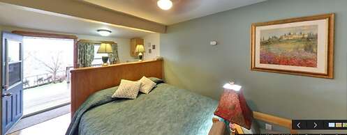 Dewar's Inn on the River