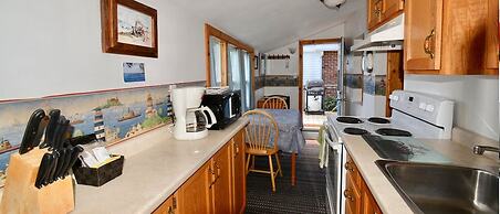 Dewar's Inn on the River