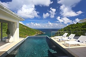 Xhale Luxury Villa