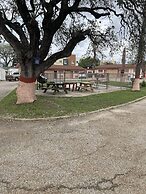 Wildflower Inn & RV Park