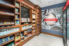 Hampton Inn & Suites Newburgh Stewart Airport