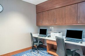 Hampton Inn & Suites Newburgh Stewart Airport